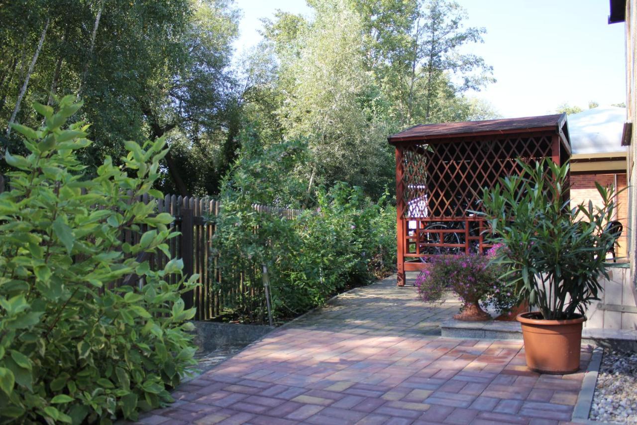 Spreewaldhaeuser Am Holiday home Alt Schadow
